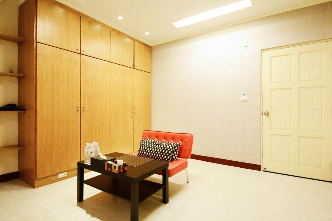 Ariyoshi Ya Apartment Тайнан Екстериор снимка