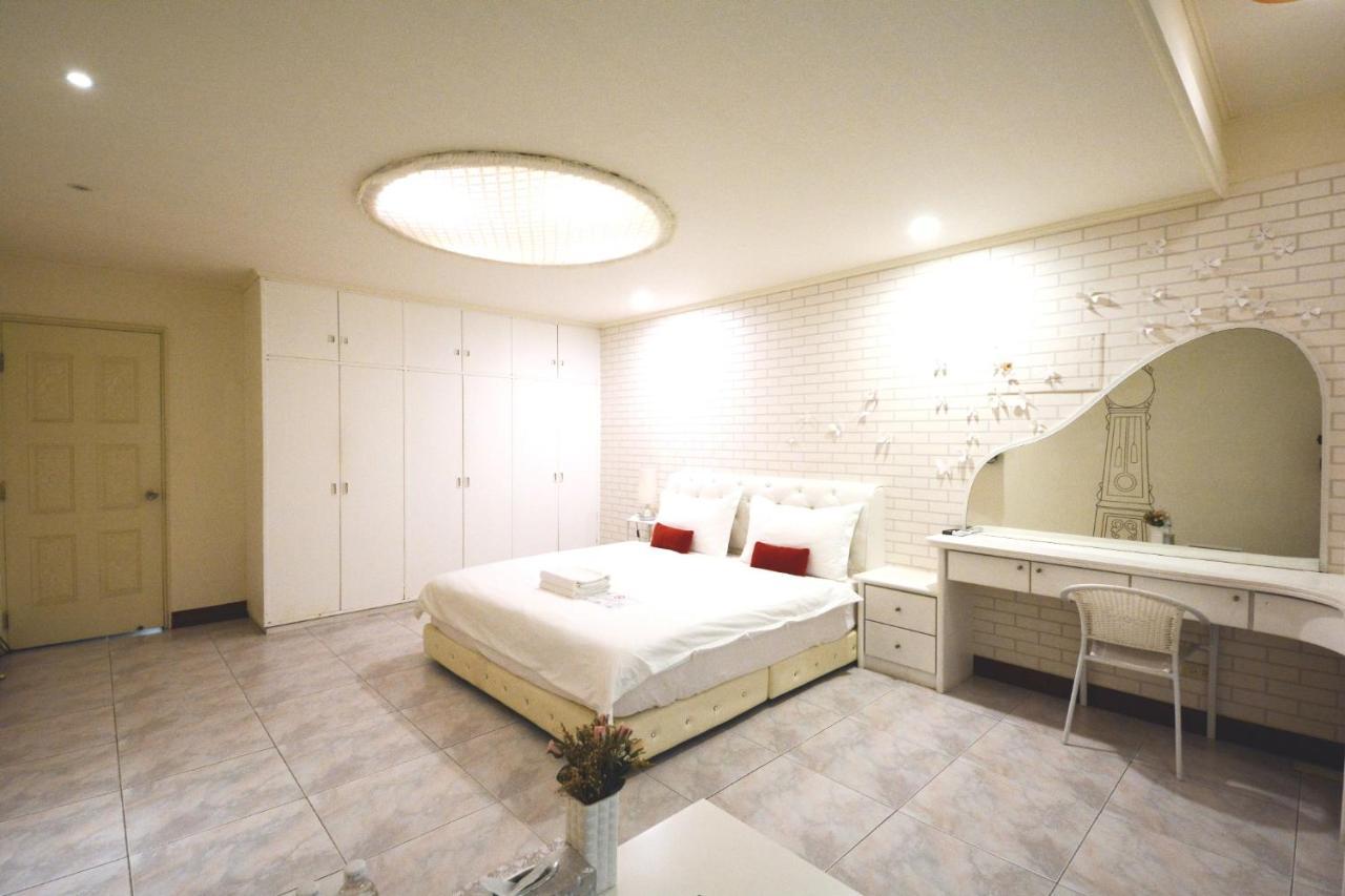 Ariyoshi Ya Apartment Тайнан Екстериор снимка