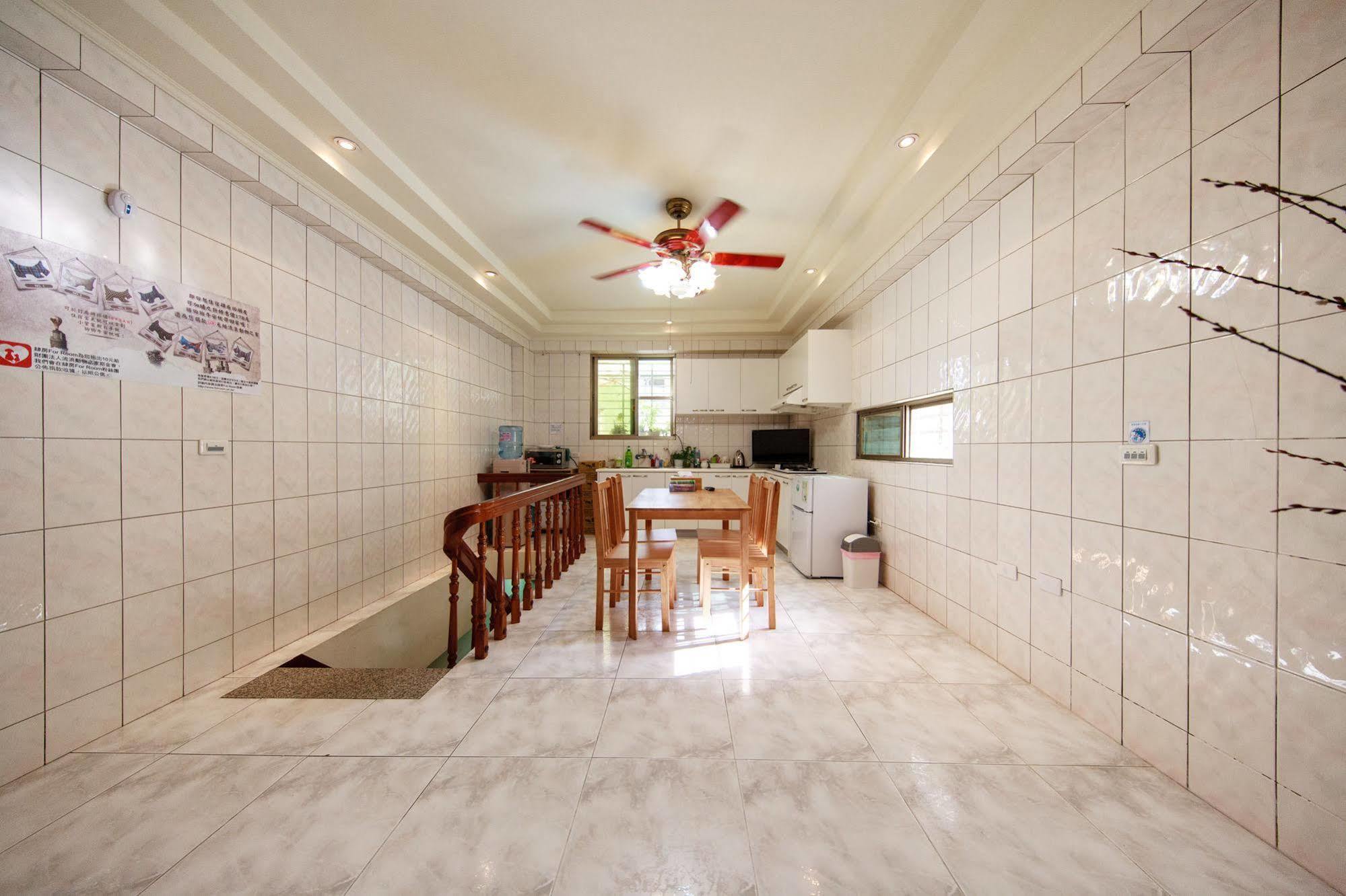 Ariyoshi Ya Apartment Тайнан Екстериор снимка